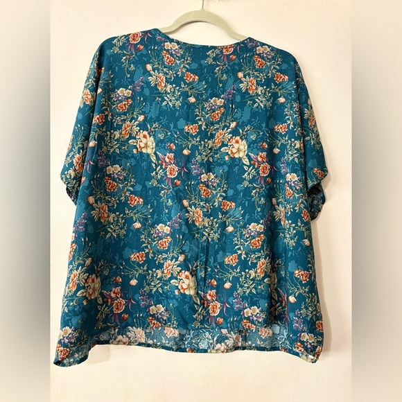 Natural Life teal floral loose fit v-neck blouse Boho Hippie Festival - Picture 3 of 6